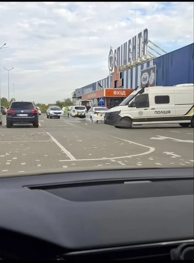 У Ковелі затримано нападника з сокирою: рішення у справі про напад у гіпермаркеті
